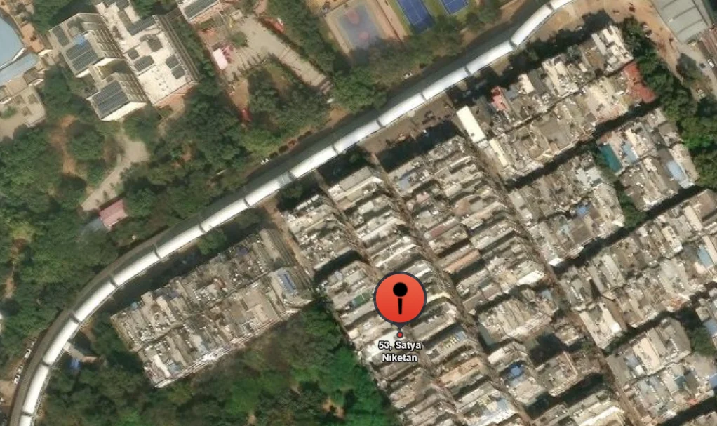 Neighbouring building in Satya Niketan being found structurally unsafe following the collapse